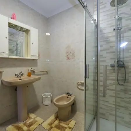 Apartman Piso En Centro *